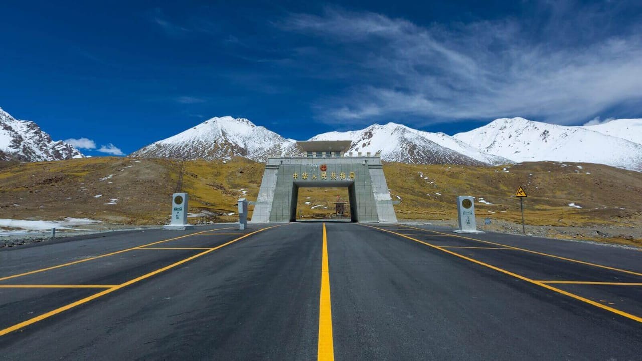 Khunjerab Pass — Khunjerab, GB